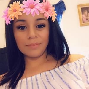 Meet your Posher, Gloria